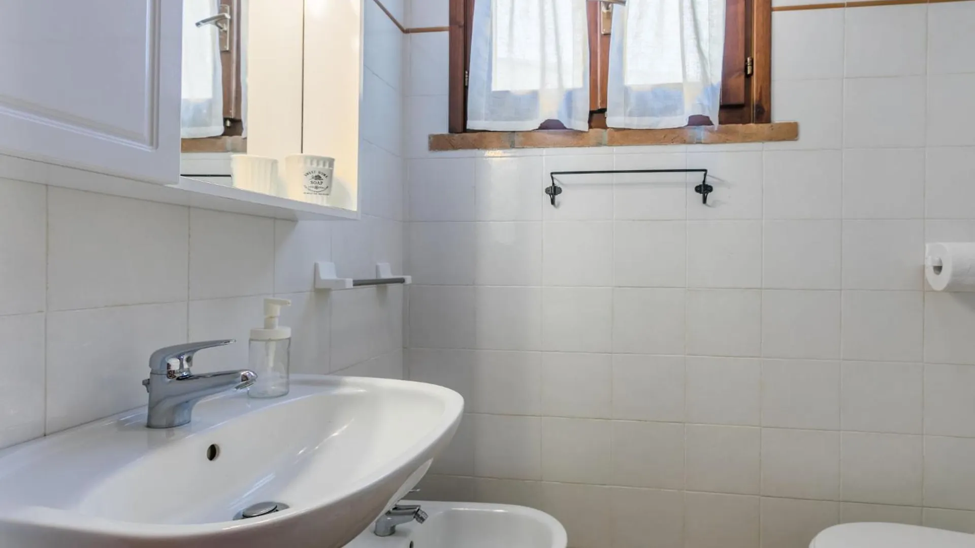 Holiday Home Bellavista-3 By Interhome Castellina Marittima 0*,  Italia