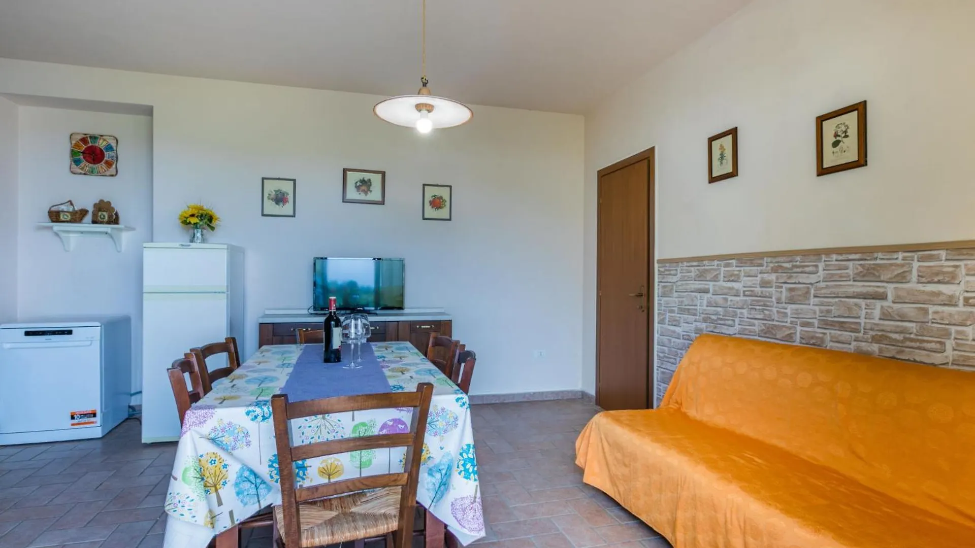 Holiday Home Bellavista-3 By Interhome Castellina Marittima Italia